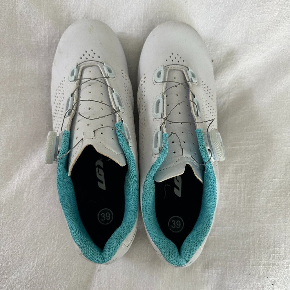White & Aqua Women's Athletic Cycling Shoes